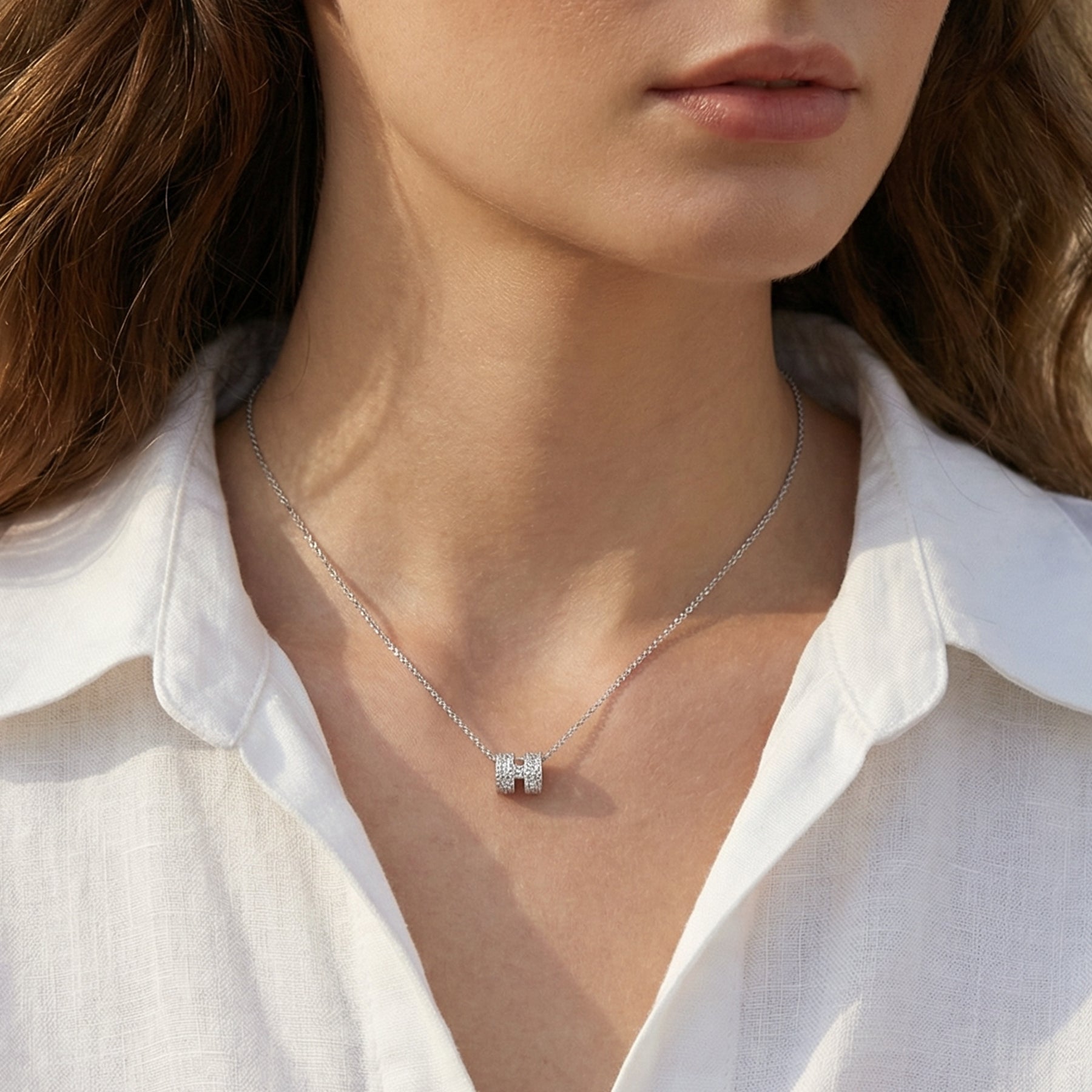 Elegant Cubic Zirconia Barrel Pendant Necklace