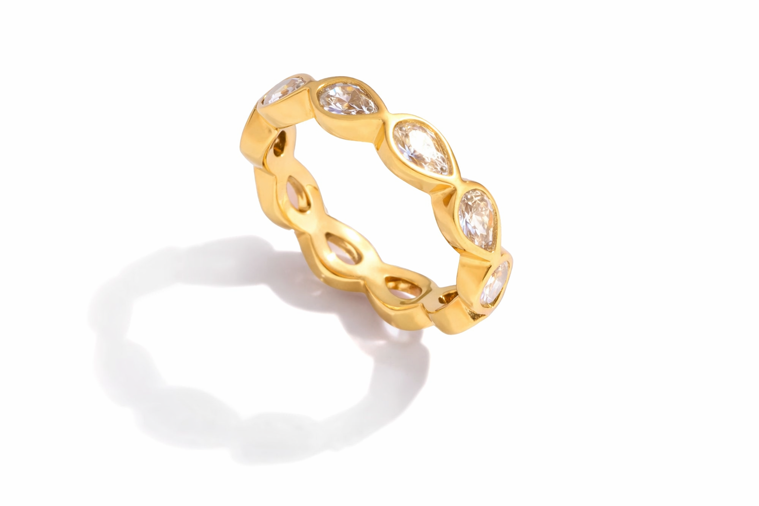 Elegant Gold-Plated Diamond Chain Hand Ring Bracelet