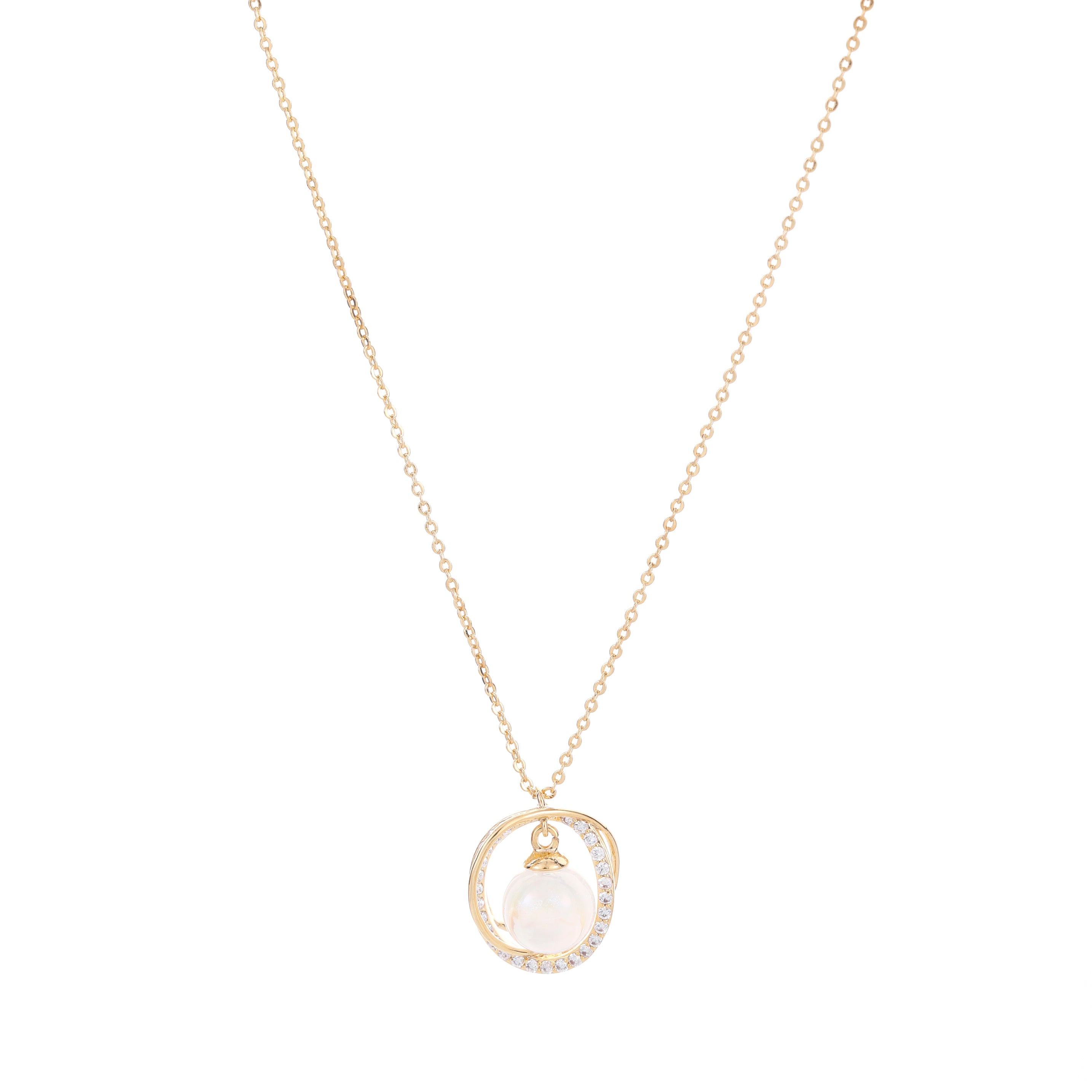 Elegant Pearl and Gold Circle Pendant Necklace